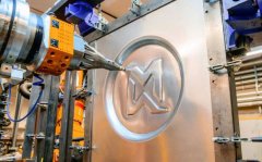 同时靠近全球新太空金属