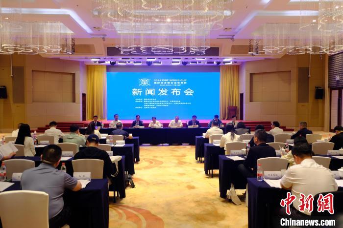 汨罗将举办第四届龙舟世界杯 12支国际队伍角逐