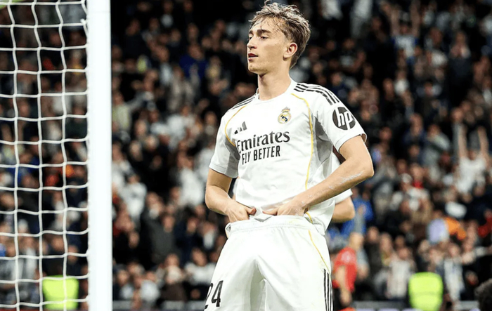 皇马德比赛前反种族歧视活动引争议 赫伊森辱华